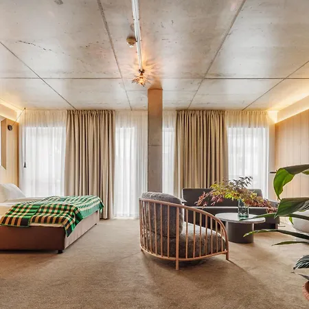 Hotel Skostredet & 5*