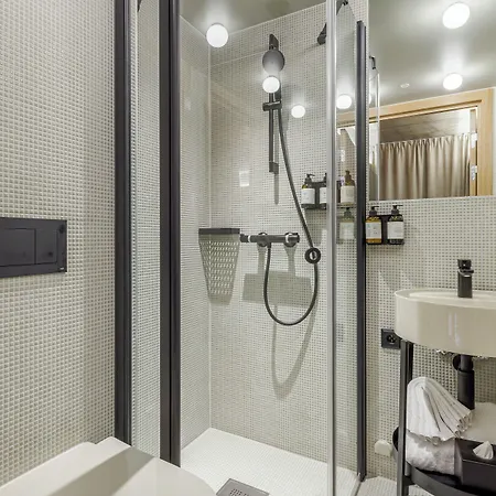 Hotel Skostredet & 5*